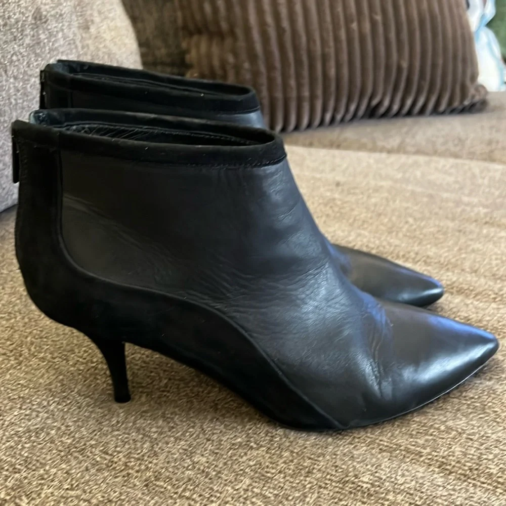 Loeffler Randall Reese Black Suede /Leather Ankle‎ Boot Size 8